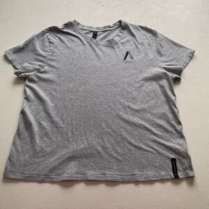 Allyson Felix x Athleta Gray Performance T Shirt Women’s Size L